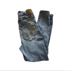 American Eagle High Waisted Jeans